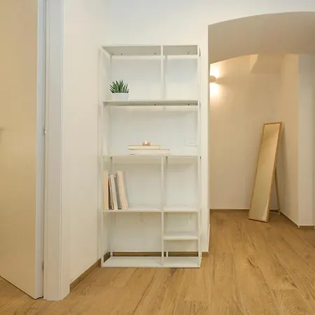 Atmosphere House 15 Minutes Walk From Duomo Apartamento