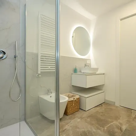 Atmosphere House 15 Minutes Walk From Duomo Apartamento Milán
