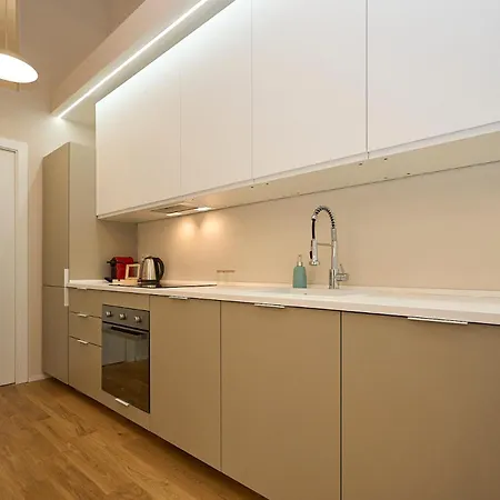 Atmosphere House 15 Minutes Walk From Duomo ミラノ